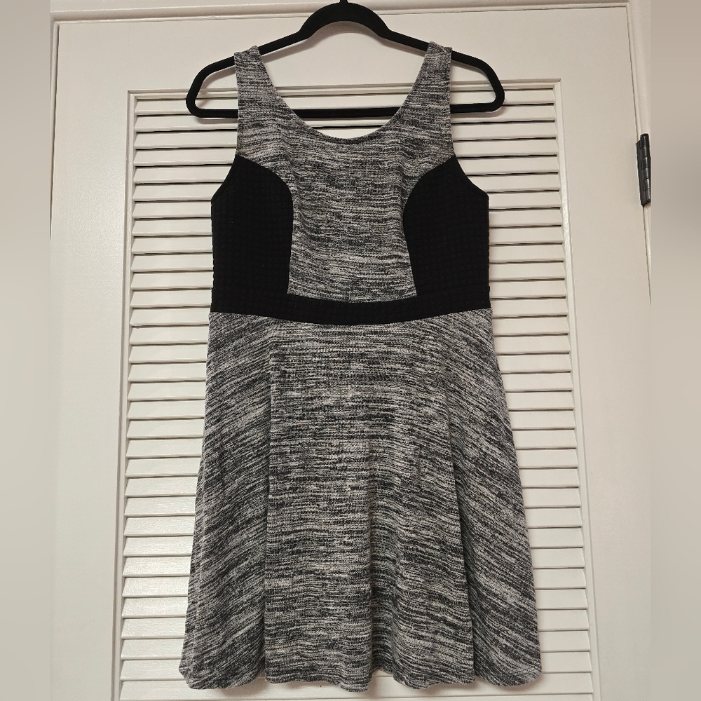 Xhilaration - Black & Grey Sleeveless Dress With Back Zipper